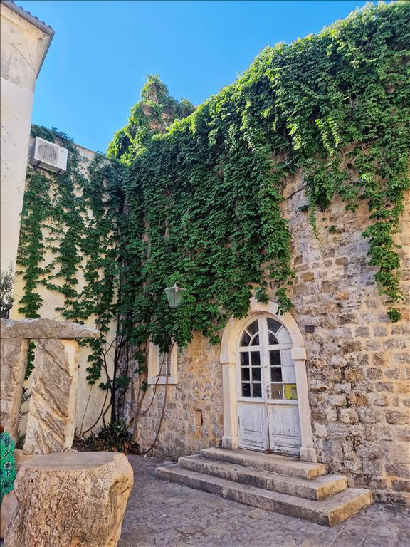 In der Altstadt von Budva